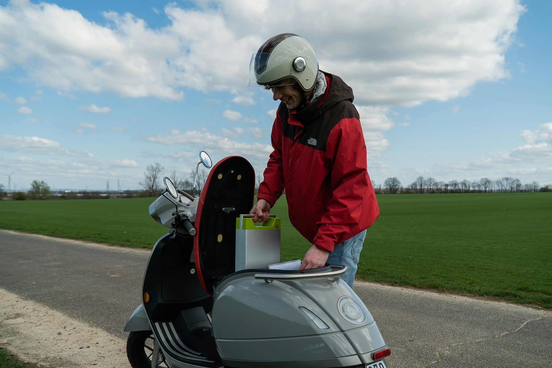 LiFePO4 Leisure Batteries: A Guide to Better Performance